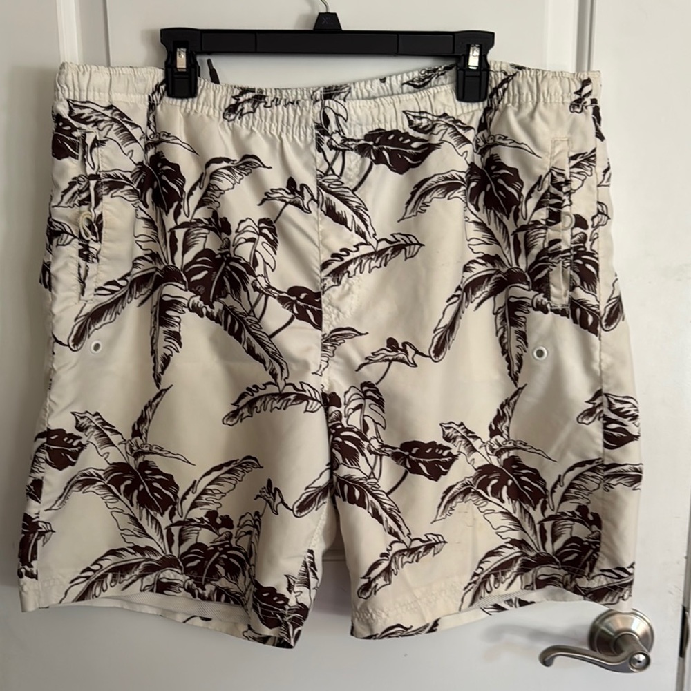 Old Navy Cream and Brown Board swim Shorts swimwear with Tropical Print Sz XL